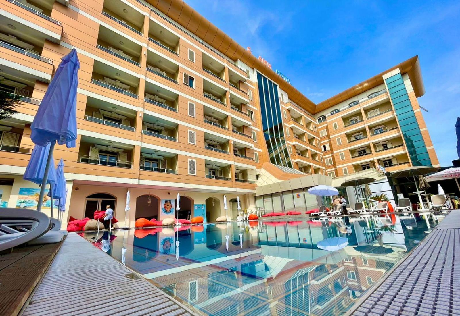 Amh Hotel Durrës Exterior foto